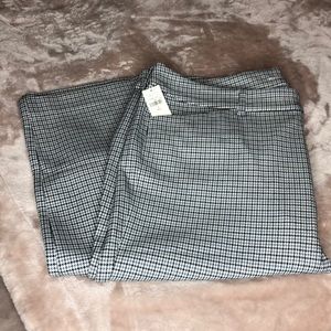 Old Navy Pixie High Rise Pants